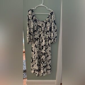 GAP Black and White Floral Long Sleeve midi Dress